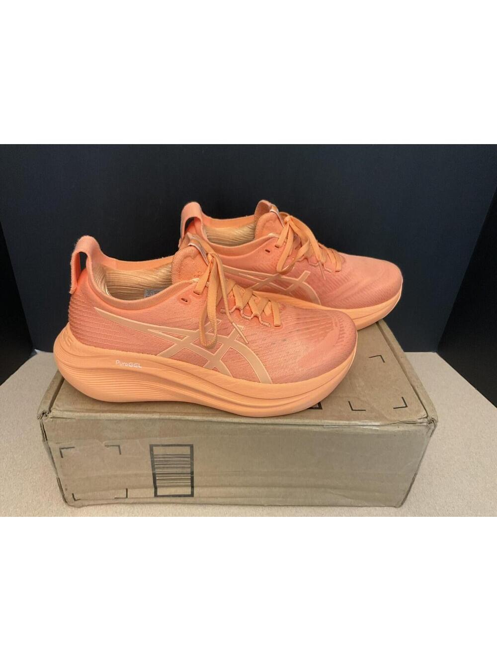 New! Womens Asics Gel-Nimbus 27 Lite-Show Mojave Running Shoes. Size 6.5. Nice!